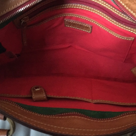 Large Dooney and Bourke Authentic clean - Picture 2 of 7
